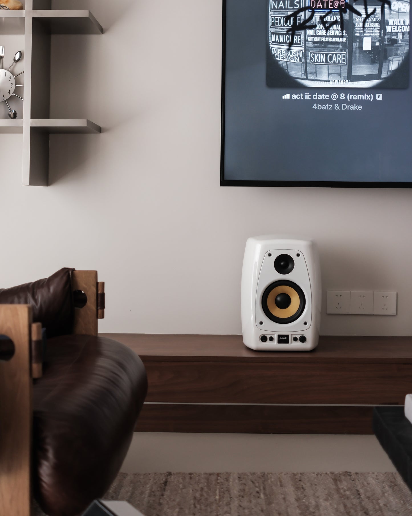 model. r. hifi version